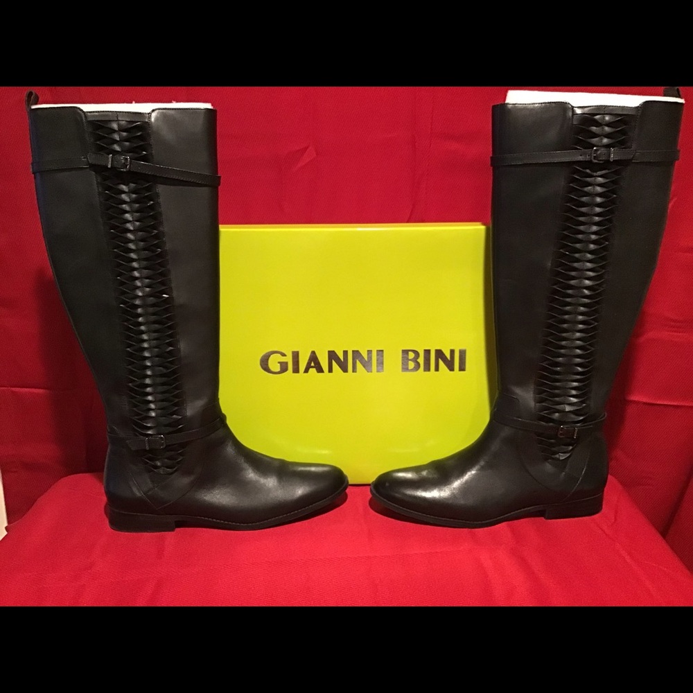 Gianni Bini black leather riding boots